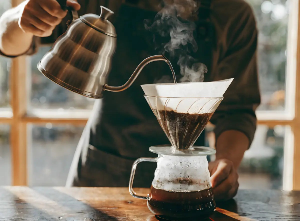 Chemex Kahve Nedir? V60 ile Farkları Nelerdir?