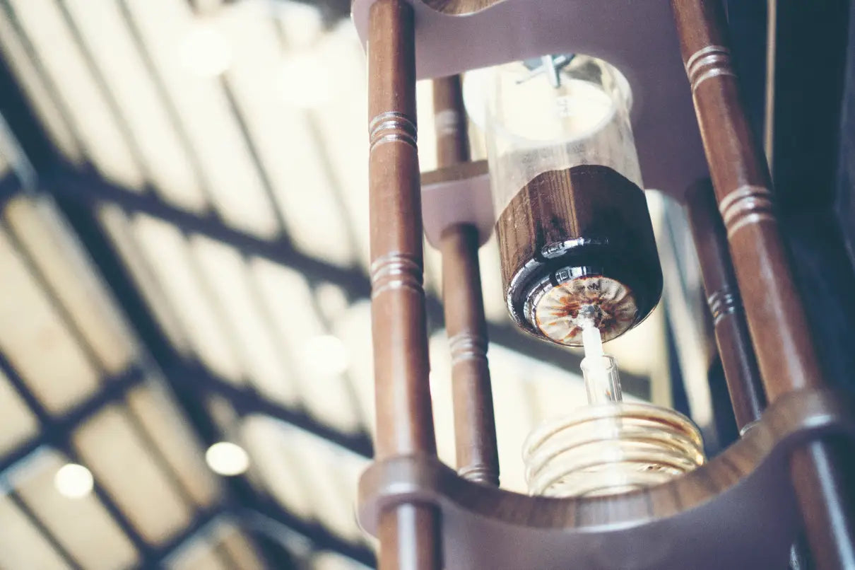 Cold Drip Nedir? Berrak Soğuk Kahve Rehberi
